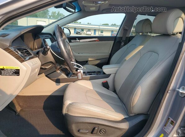 5NPE34AF2GH434831 2016 HYUNDAI SONATA Серебряный Вид салона спереди