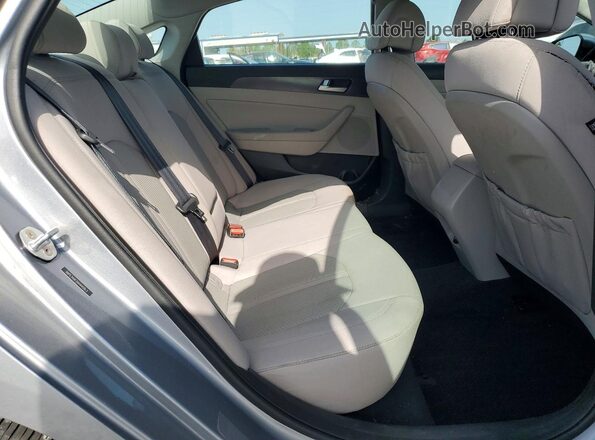 5NPE34AF2HH445913 2017 HYUNDAI SONATA Gray Vista de los asientos traseros