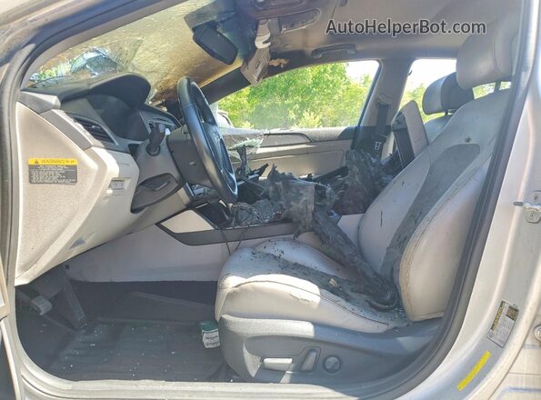 5NPE34AF2HH452554 2017 HYUNDAI SONATA Silver Սալոնի դիմացի տեսք