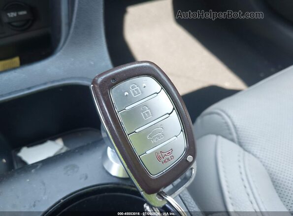 5NPE34AF2HH520822 2017 HYUNDAI SONATA Silver Dashboard view