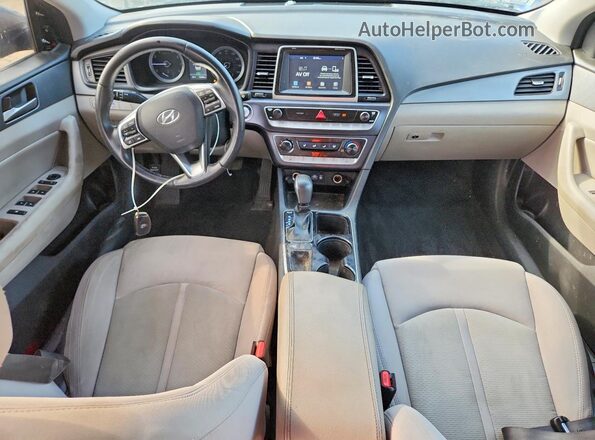 5NPE34AF2JH634597 2018 HYUNDAI SONATA Gray Вид панелі приладів