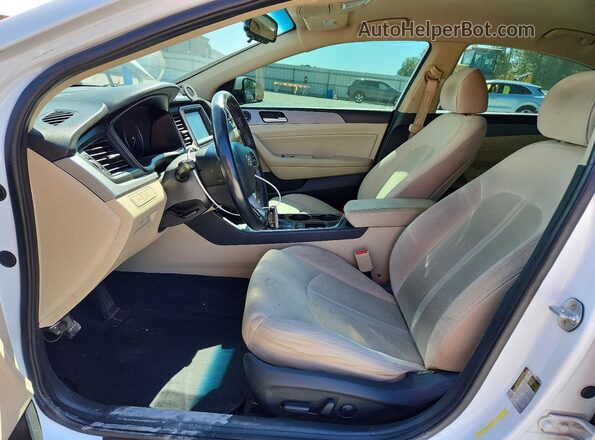 5NPE34AF2KH746236 2019 HYUNDAI SONATA White Вид салону спереду