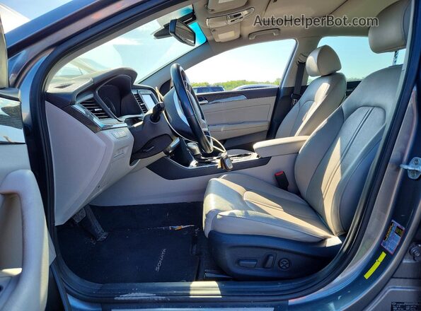 5NPE34AF2KH757186 2019 HYUNDAI SONATA Gray Front interior view