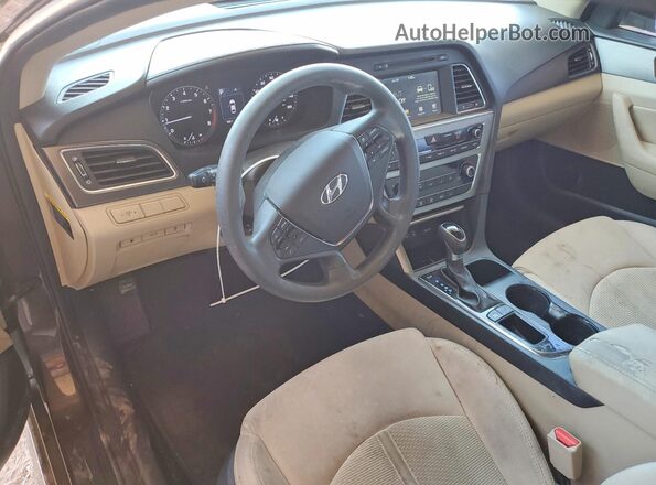5NPE34AF3HH588286 2017 HYUNDAI SONATA Gray Vista del salpicadero