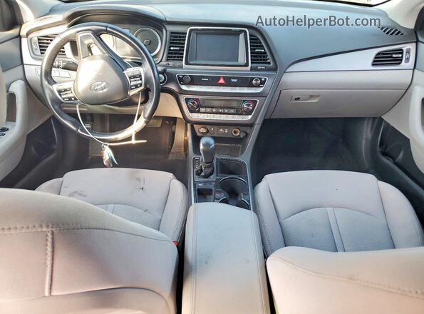 5NPE34AF3KH789256 2019 HYUNDAI SONATA Синий Вид панели приборов