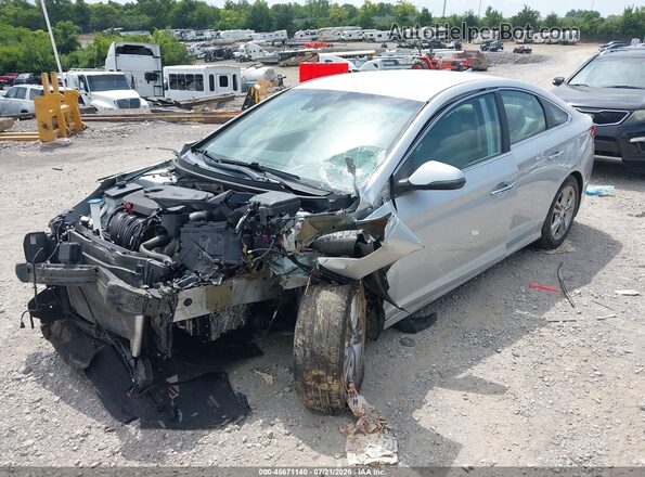 5NPE34AF3KH805861 2019 HYUNDAI SONATA Silver Передня ліва чверть