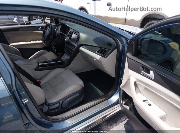 5NPE34AF4GH388967 2016 HYUNDAI SONATA Blue Front interior view