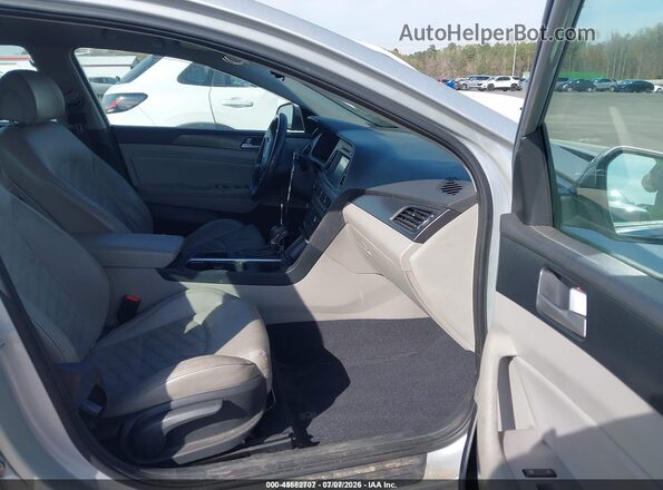5NPE34AF4GH424155 2016 HYUNDAI SONATA Silver Vista interior delantera
