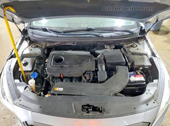 5NPE34AF4HH445301 2017 HYUNDAI SONATA Silver უკანა სალონის ხედი