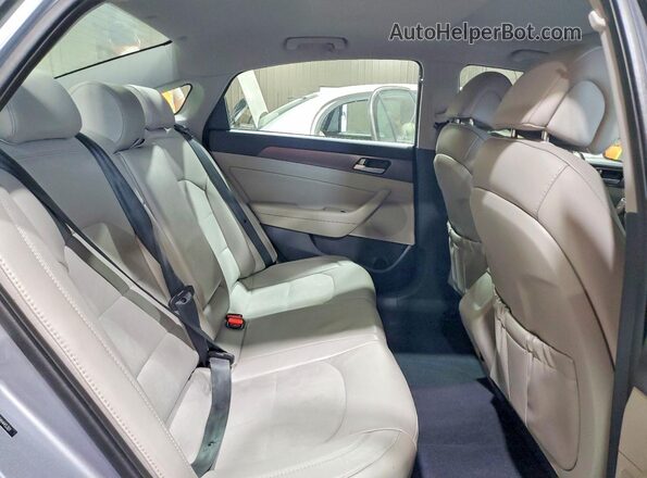 5NPE34AF4HH445301 2017 HYUNDAI SONATA Silver უკანა სავარძლების ხედი