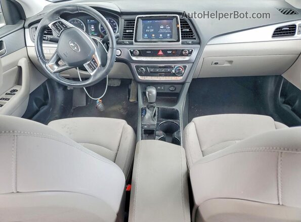 5NPE34AF4JH631023 2016 HYUNDAI SONATA Gray Widok deski rozdzielczej