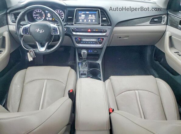 5NPE34AF4KH746724 2019 HYUNDAI SONATA White Առջևի վահանակի տեսք