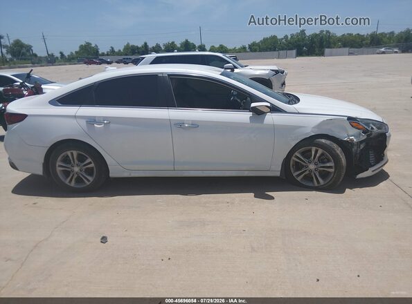 5NPE34AF4KH790691 2019 HYUNDAI SONATA White Widok zestawu wskaźników