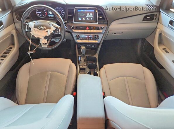 5NPE34AF4KH820207 2019 HYUNDAI SONATA White Vista del salpicadero