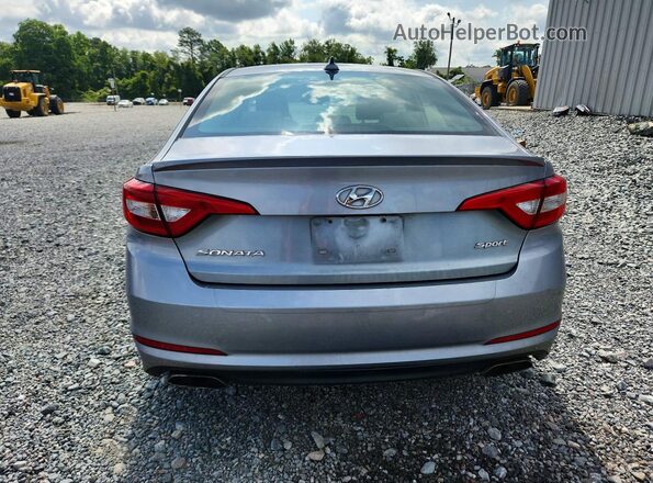 5NPE34AF5HH567987 2017 HYUNDAI SONATA Серебряный Вид сзади