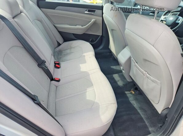 5NPE34AF5JH610150 2018 HYUNDAI SONATA Silver Vista de los asientos traseros
