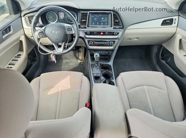 5NPE34AF5JH610150 2018 HYUNDAI SONATA Silver Vista del salpicadero