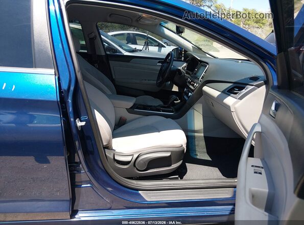 5NPE34AF5JH621391 2018 HYUNDAI SONATA Blue Սալոնի դիմացի տեսք