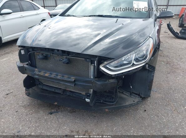 5NPE34AF5JH667576 2018 HYUNDAI SONATA Черный Вид спереди
