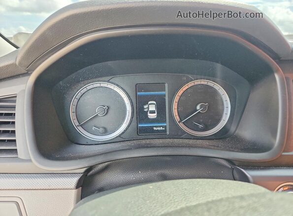 5NPE34AF5JH675922 2018 HYUNDAI SONATA White Widok zestawu wskaźników