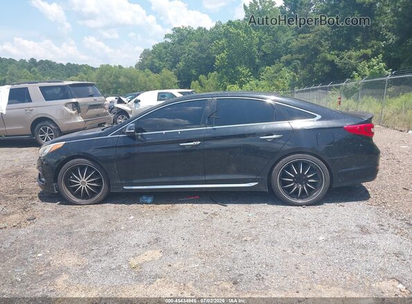 5NPE34AF6GH279037 2016 HYUNDAI SONATA Black Rear interior view