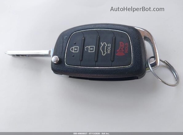 5NPE34AF6GH371765 2016 HYUNDAI SONATA Red Vista del salpicadero