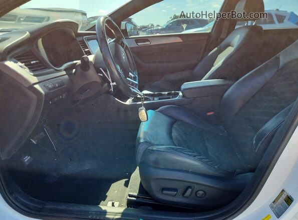 5NPE34AF6JH625823 2018 HYUNDAI SONATA Белый Вид салона спереди