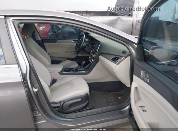 5NPE34AF6JH638541 2018 HYUNDAI SONATA Gray წინა სალონის ხედი