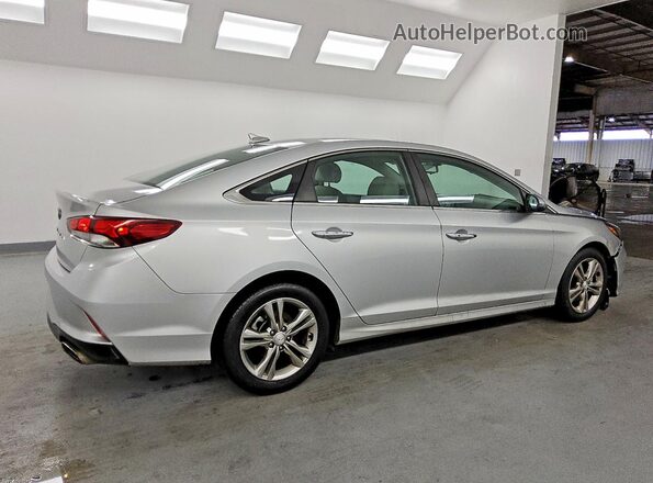 5NPE34AF6KH775688 2019 HYUNDAI SONATA Silver Tył prawy