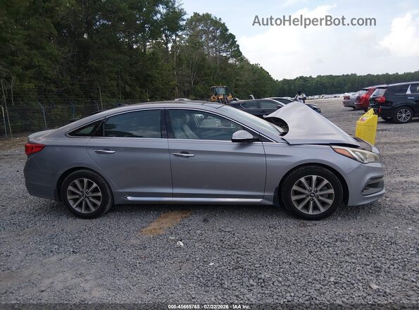 5NPE34AF7GH288989 2016 HYUNDAI SONATA Серебряный Вид задней части салона
