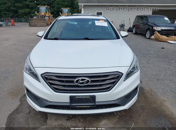 5NPE34AF7HH490023 2017 HYUNDAI SONATA White Vista del cuadro de instrumentos