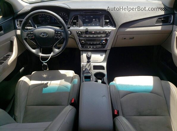 5NPE34AF7HH553959 2017 HYUNDAI SONATA Silver Вид панелі приладів