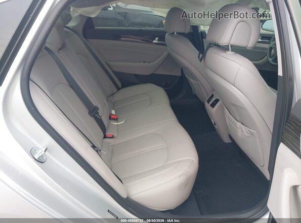 5NPE34AF7HH586654 2017 HYUNDAI SONATA Silver VIN sticker view