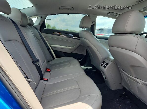 5NPE34AF7JH607931 2018 HYUNDAI SONATA Blue უკანა სავარძლების ხედი
