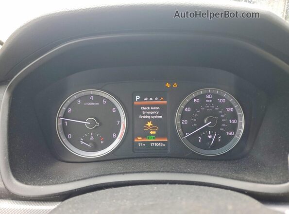 5NPE34AF7JH639827 2018 HYUNDAI SONATA White ხელსაწყოთა პანელის ხედი
