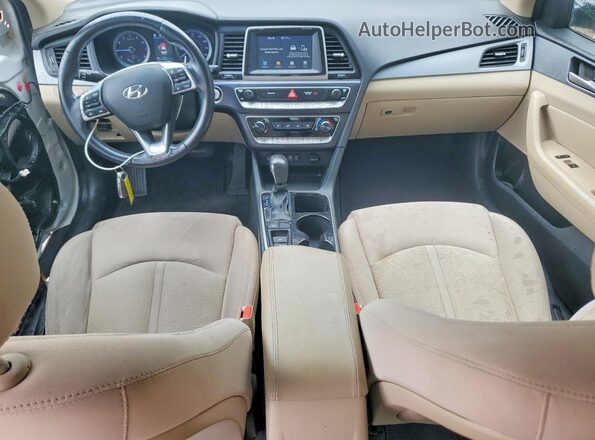 5NPE34AF7JH639827 2018 HYUNDAI SONATA White წინა პანელის ხედი