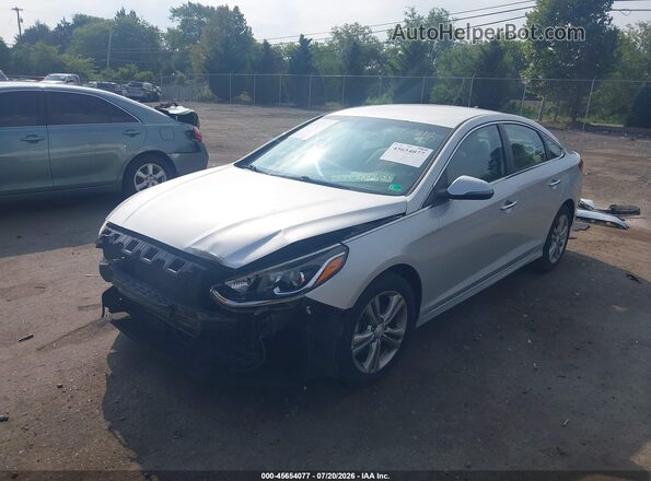 5NPE34AF7JH647135 2018 HYUNDAI SONATA Silver წინა მარცხენა ხედი სამი მეოთხედიდან