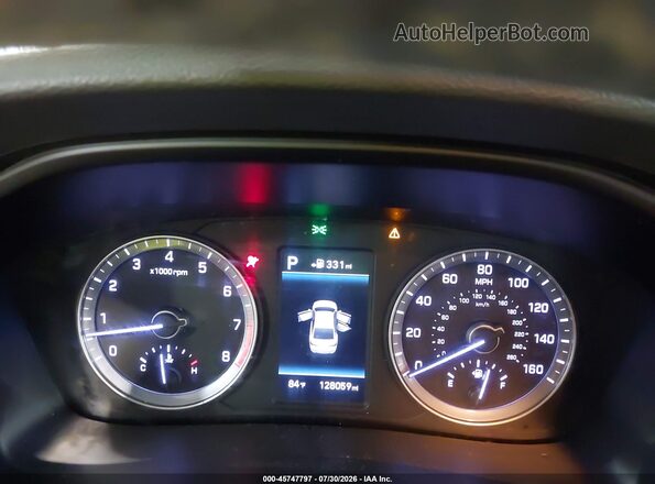 5NPE34AF7JH689224 2018 HYUNDAI SONATA Red Вид задніх сидінь