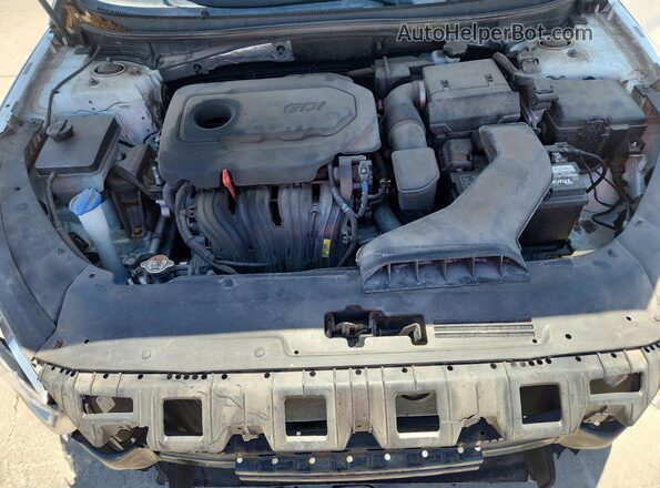 5NPE34AF7JH712078 2018 HYUNDAI SONATA White Rear interior view