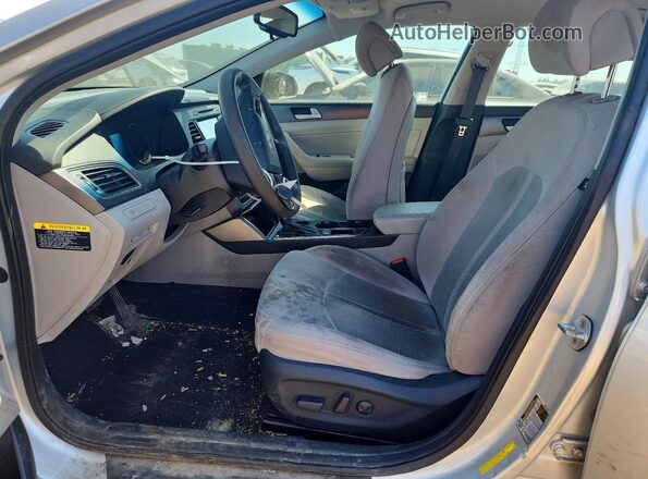 5NPE34AF8GH435630 2016 HYUNDAI SONATA Silver Widok wnętrza z przodu