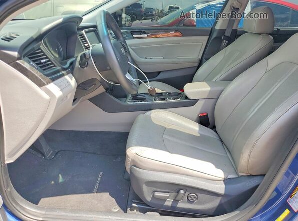 5NPE34AF8JH609056 2018 HYUNDAI SONATA Blue Front interior view