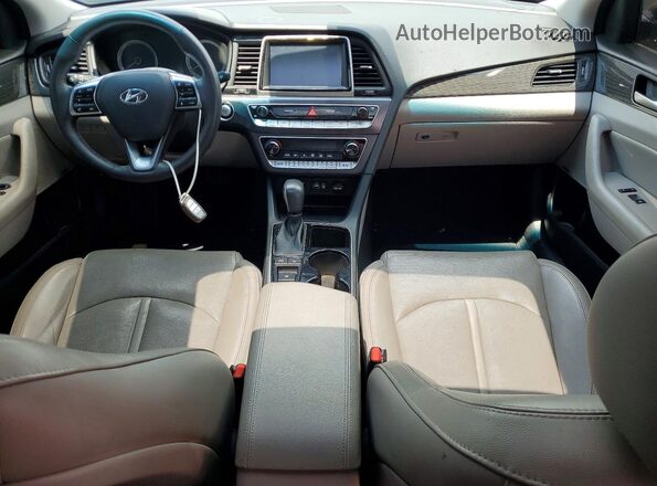 5NPE34AF8JH609056 2018 HYUNDAI SONATA Blue Dashboard view