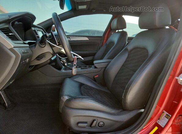 5NPE34AF8JH641537 2018 HYUNDAI SONATA Красный Вид салона спереди
