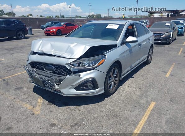 5NPE34AF8JH694657 2018 HYUNDAI SONATA Silver Առջևի ձախ երեք քառորդ տեսարան