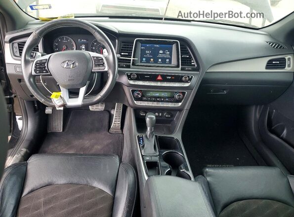 5NPE34AF8JH725051 2018 HYUNDAI SONATA Black Dashboard view