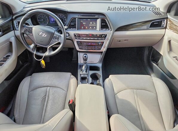 5NPE34AF9GH418092 2016 HYUNDAI SONATA Черный Вид панели приборов