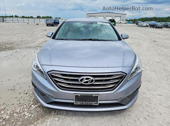 5NPE34AF9HH438764 2017 HYUNDAI SONATA Серебряный Вид спереди