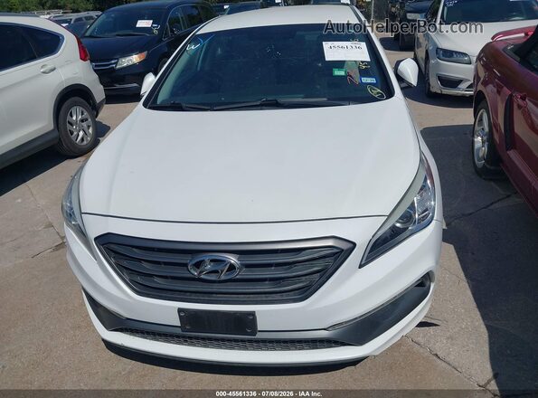5NPE34AF9HH445181 2017 HYUNDAI SONATA White Widok zestawu wskaźników