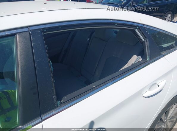 5NPE34AF9HH445181 2017 HYUNDAI SONATA White Widok z przodu