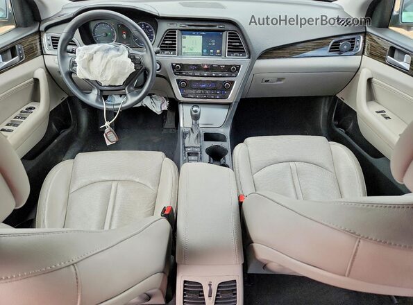 5NPE34AF9HH454429 2017 HYUNDAI SONATA Silver Vista del salpicadero